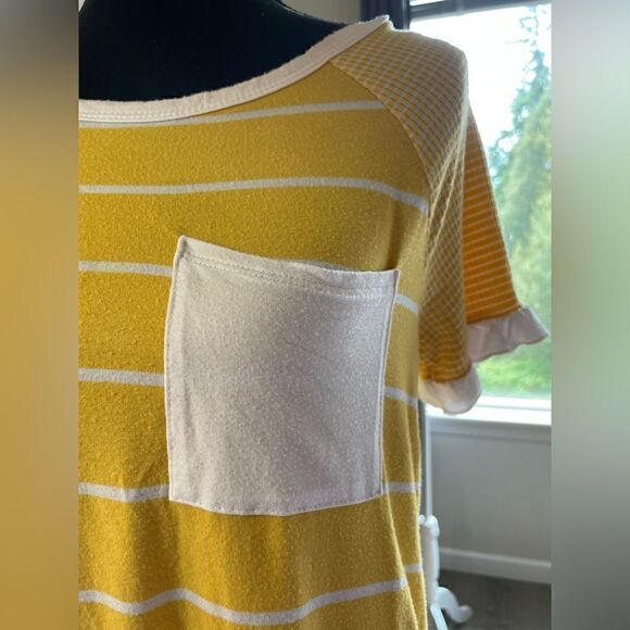 Yellow top - Picture 4 of 5